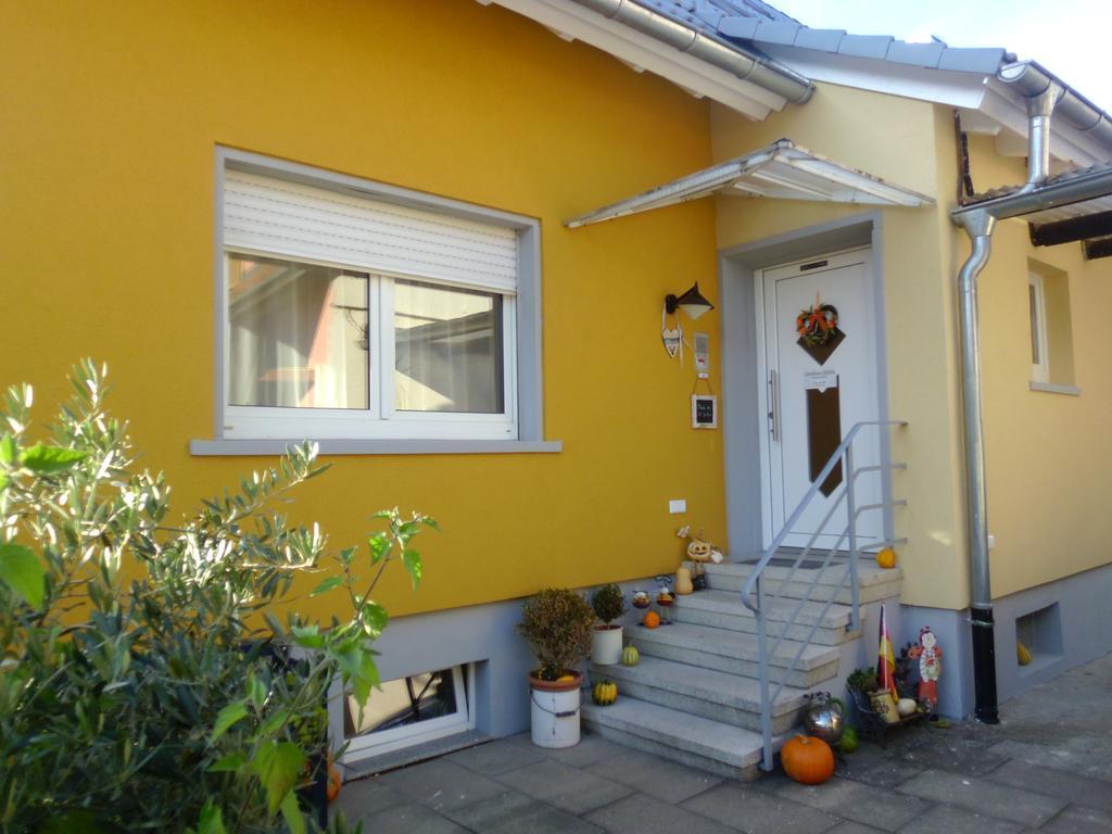 Pension Lelila Rust - Ex Gaestehaus Milella מראה חיצוני תמונה
