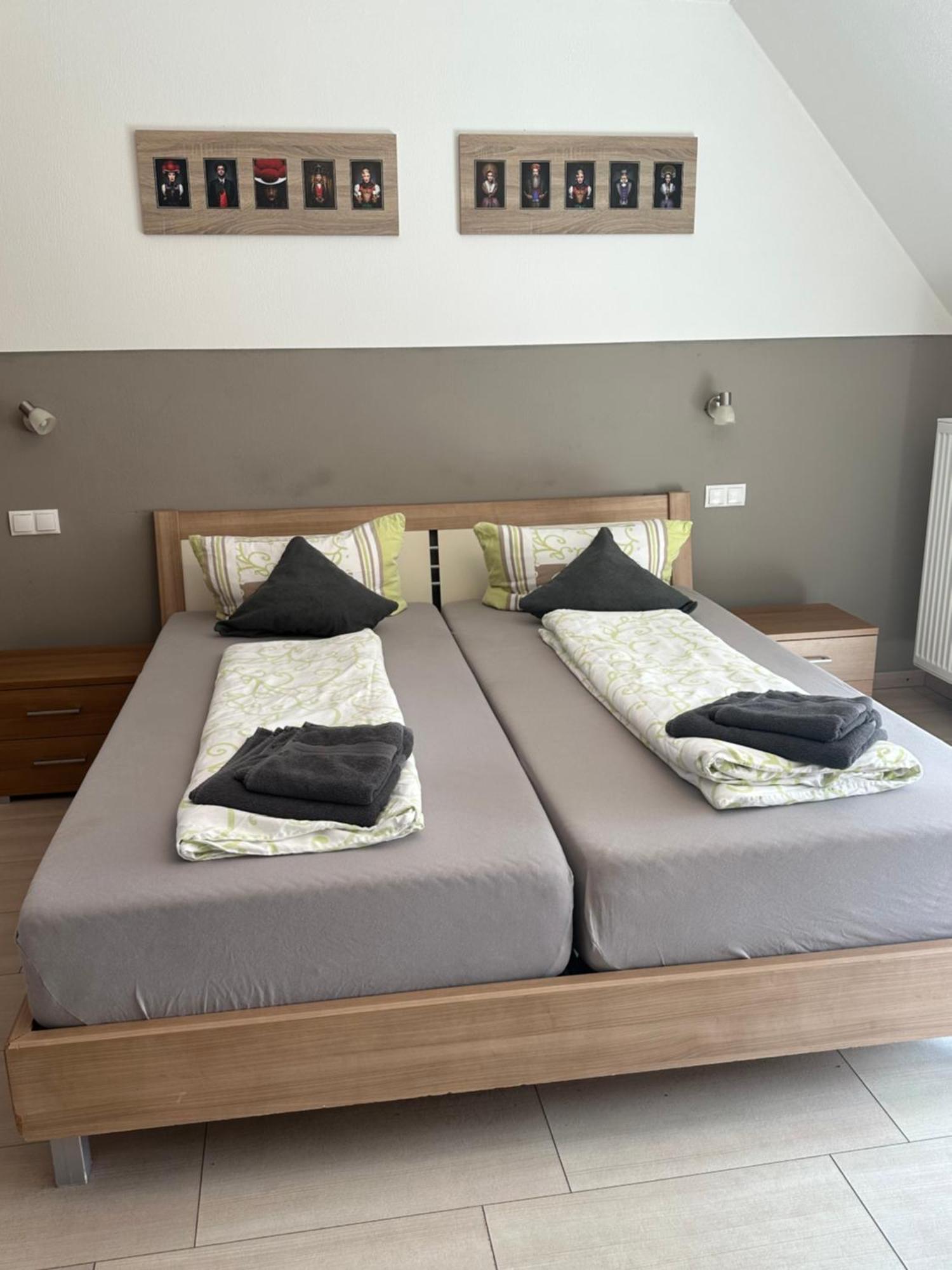 Pension Lelila Rust - Ex Gaestehaus Milella מראה חיצוני תמונה