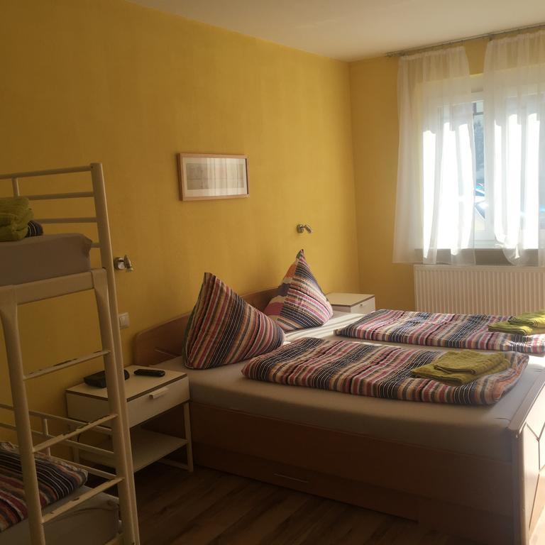 Pension Lelila Rust - Ex Gaestehaus Milella מראה חיצוני תמונה