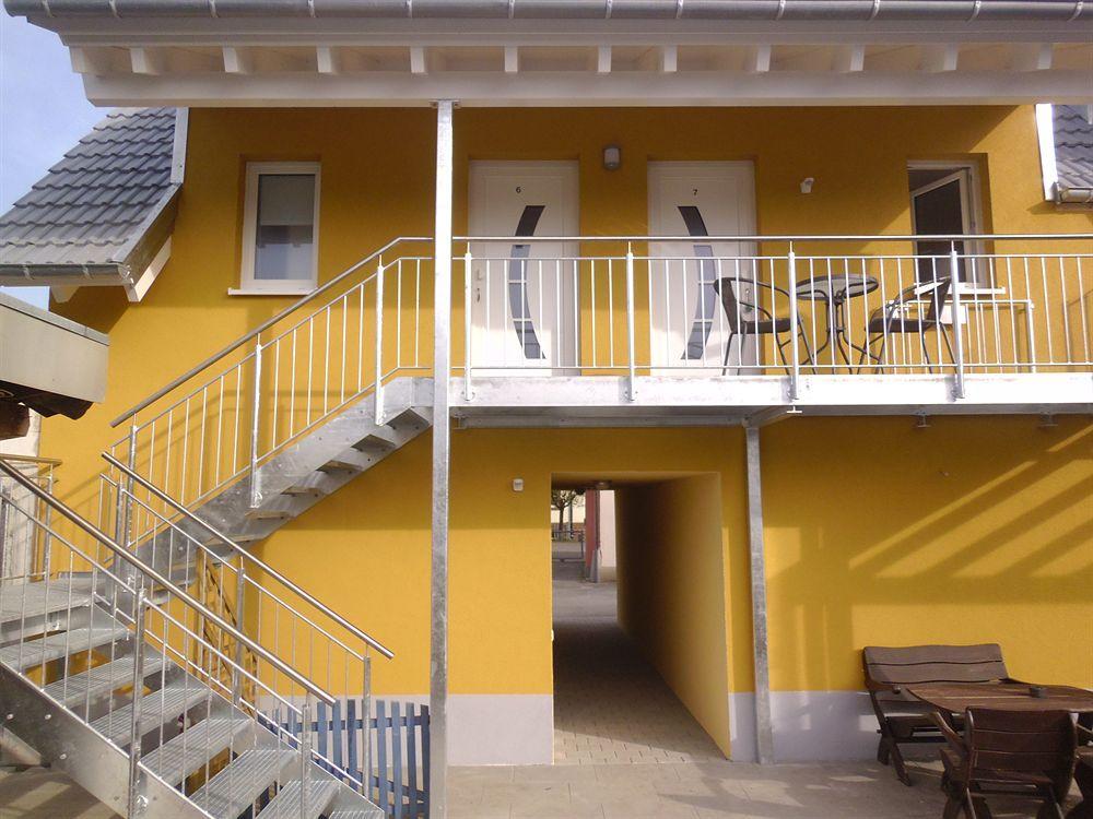 Pension Lelila Rust - Ex Gaestehaus Milella מראה חיצוני תמונה