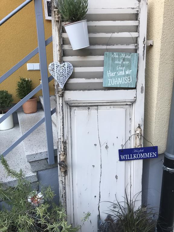 Pension Lelila Rust - Ex Gaestehaus Milella מראה חיצוני תמונה